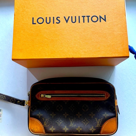 Authentic Louis Vuitton Vintage Wristbag. Good condition w/ minimal aging marks. - Picture 3 of 3